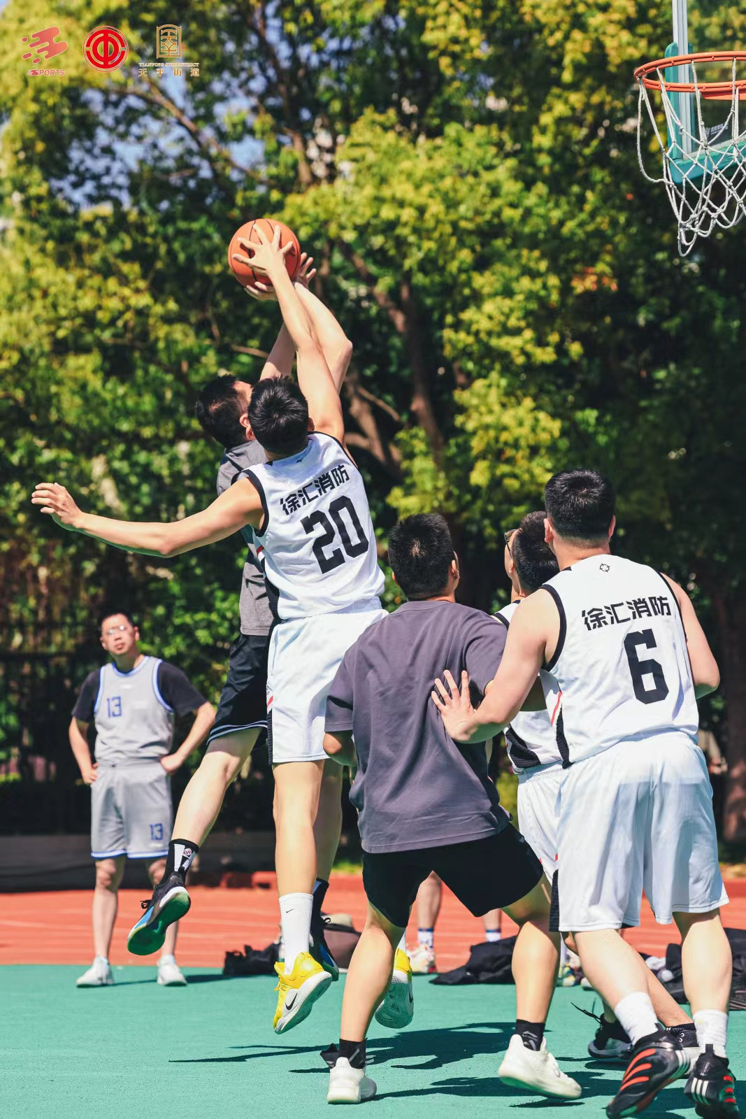 包含技术流与激情碰撞，篮球决赛再创新高的词条