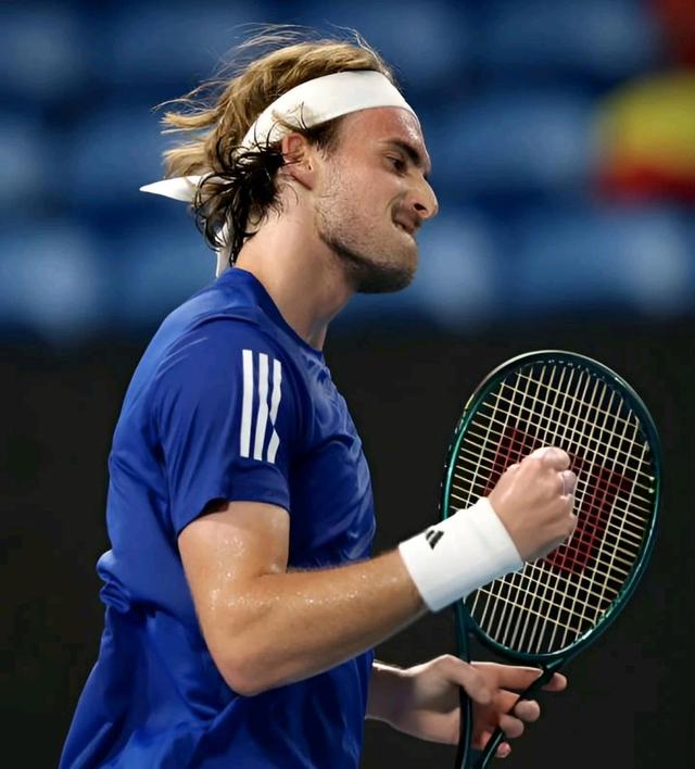 联合杯完胜法网,西西帕斯扛起全队的简单介绍 联合杯完胜法网,西西帕斯扛起全队的简单介绍