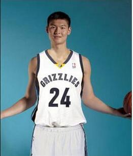 湖人轻取灰熊,王哲林刷新纪录 湖人轻取灰熊,王哲林刷新纪录