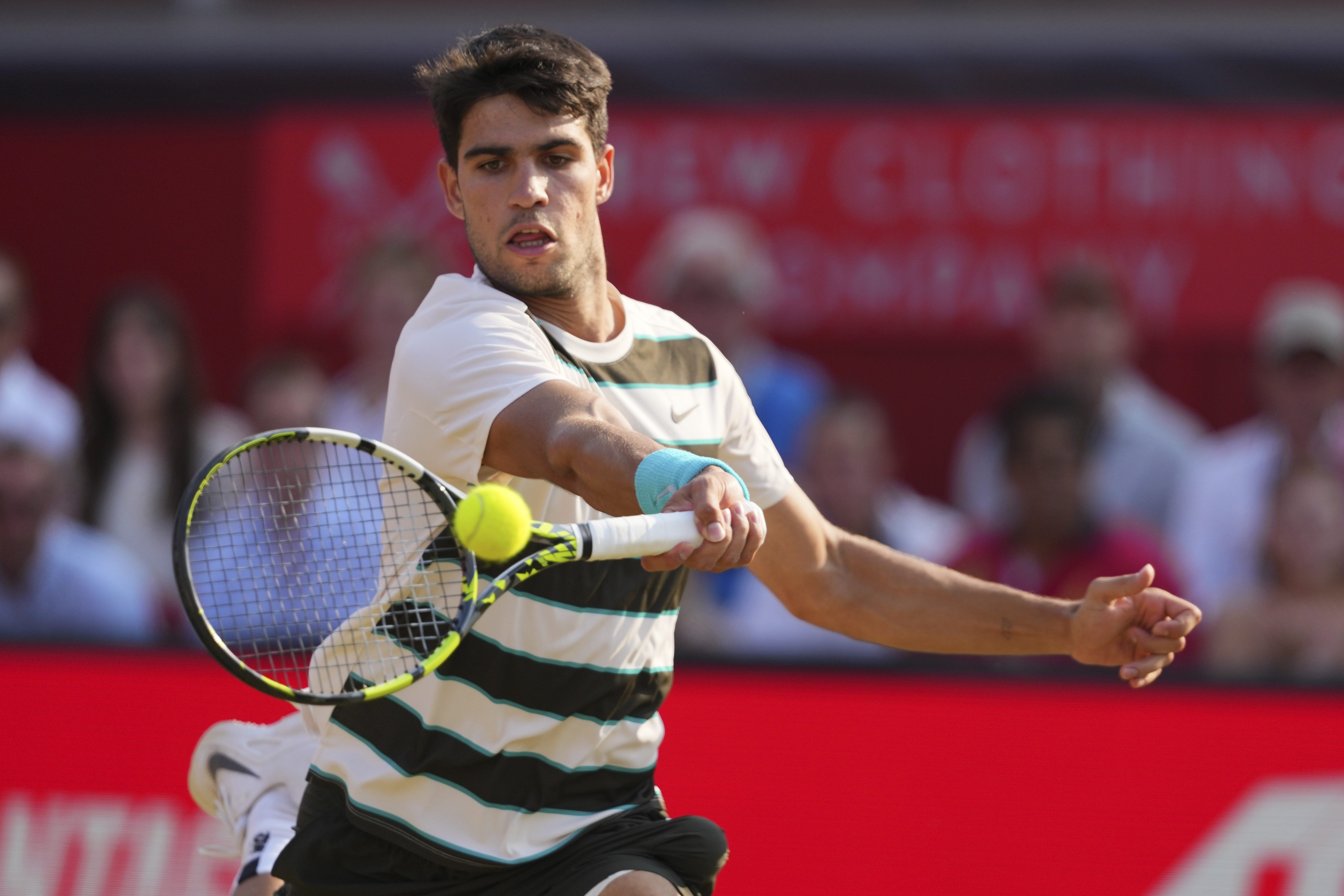 澳网绝杀拉沃尔杯,阿尔卡拉斯惊艳四座 澳网绝杀拉沃尔杯,阿尔卡拉斯惊艳四座