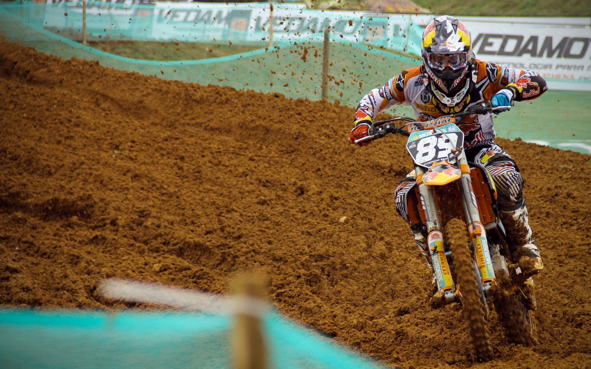 战术基因，从阿贾克斯到安菲尔德—德里赫特如何以节奏掌控助力利物浦虚拟击溃阿根廷