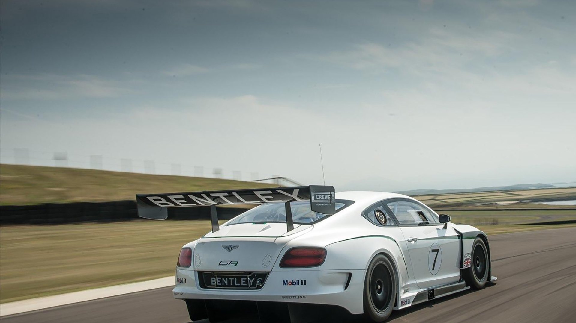 开云sport-戈贝尔41+17统治禁区却成空砍，湖人六人上双团队篮球击碎孤胆神话