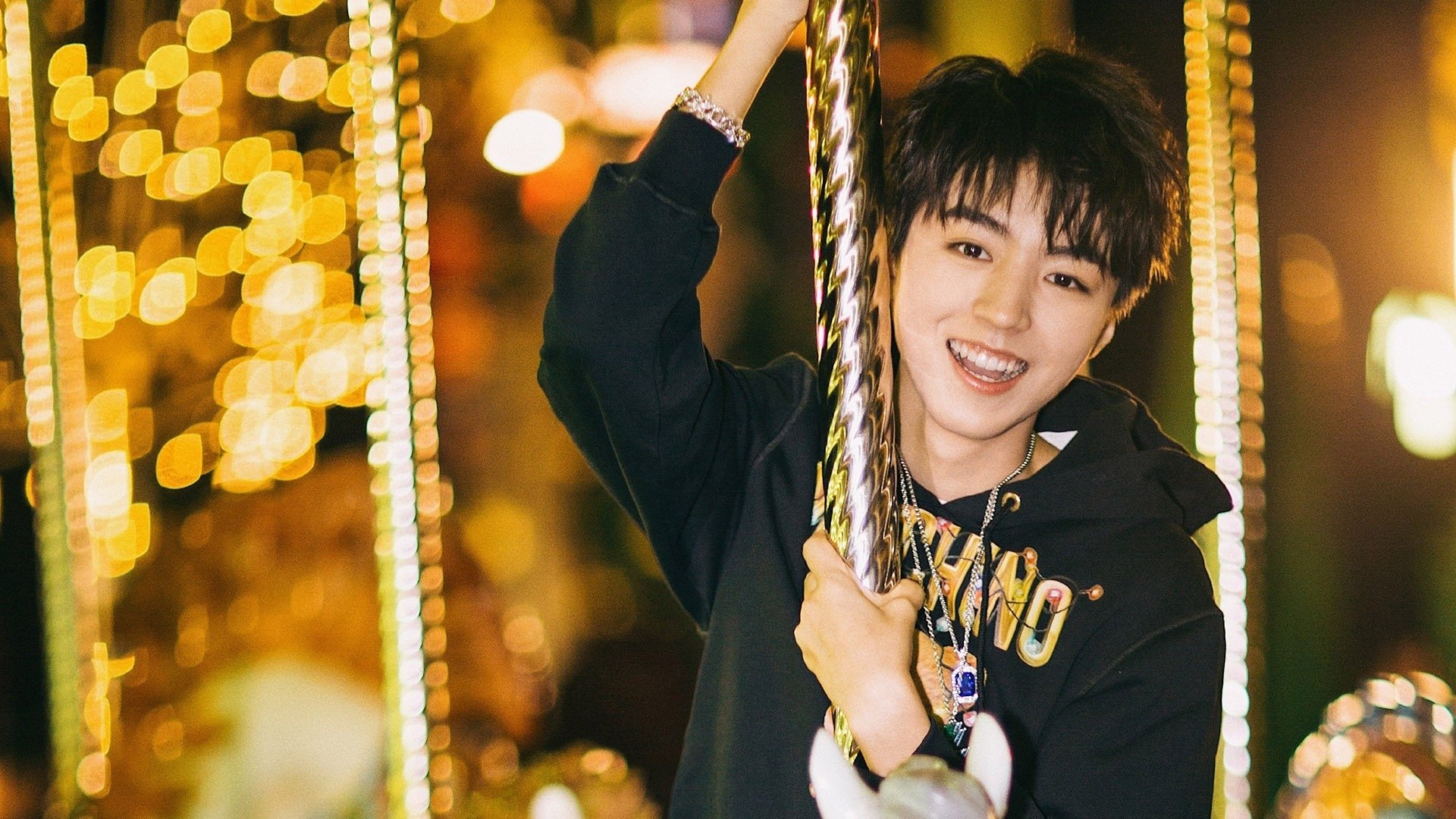 龙形谜团与北欧利刃，厄德高如何用一场高能输出映照出足球体系的天堑