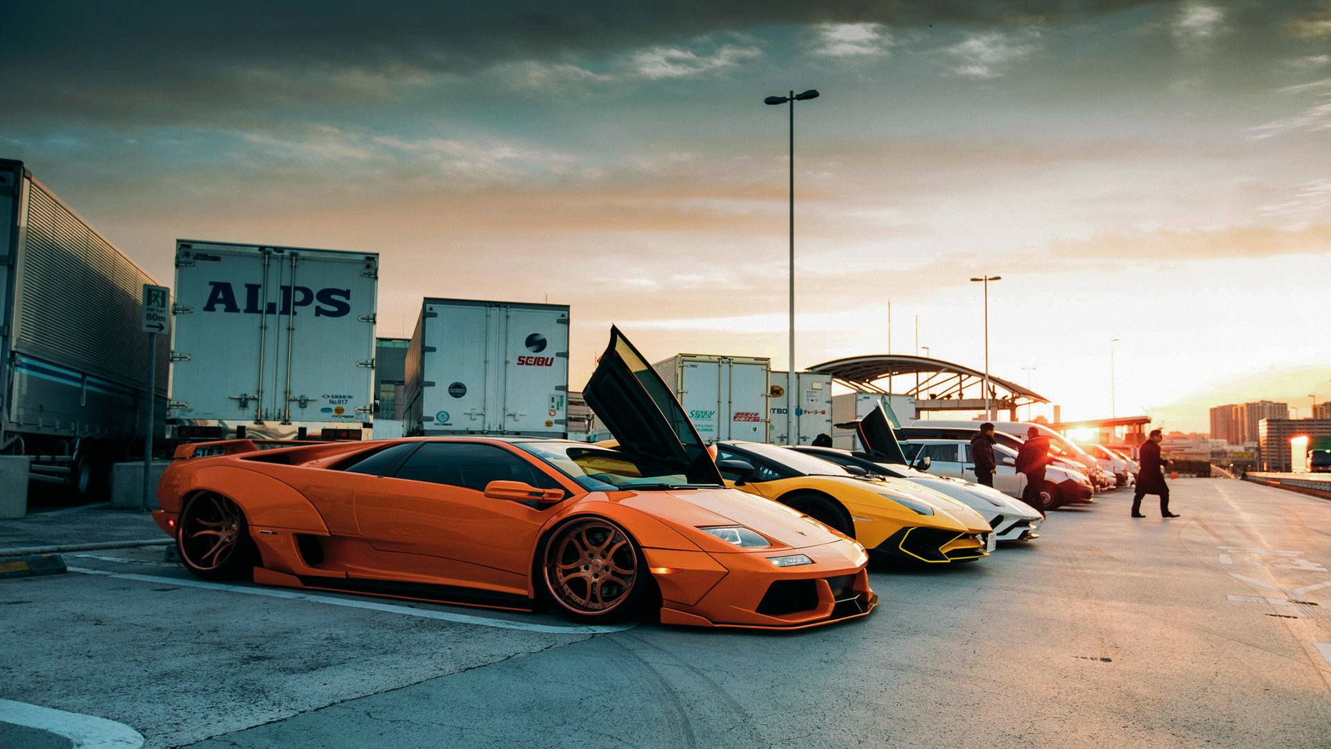 足球与时间的两面，当爆冷已成往事，未来呼啸而至